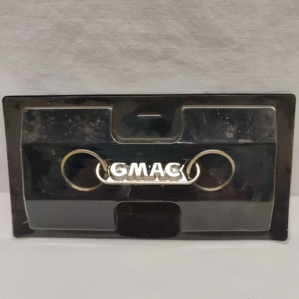 Vintage NOS GM GMAC FINANCIAL‎ SERVICES Dual Keyring Promo Metal General Motors